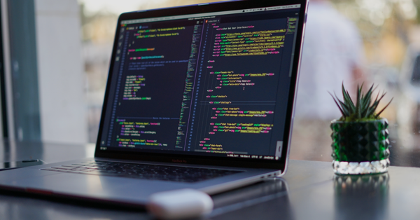 PHP: Trvale dominující hráč ve světě webového vývoje