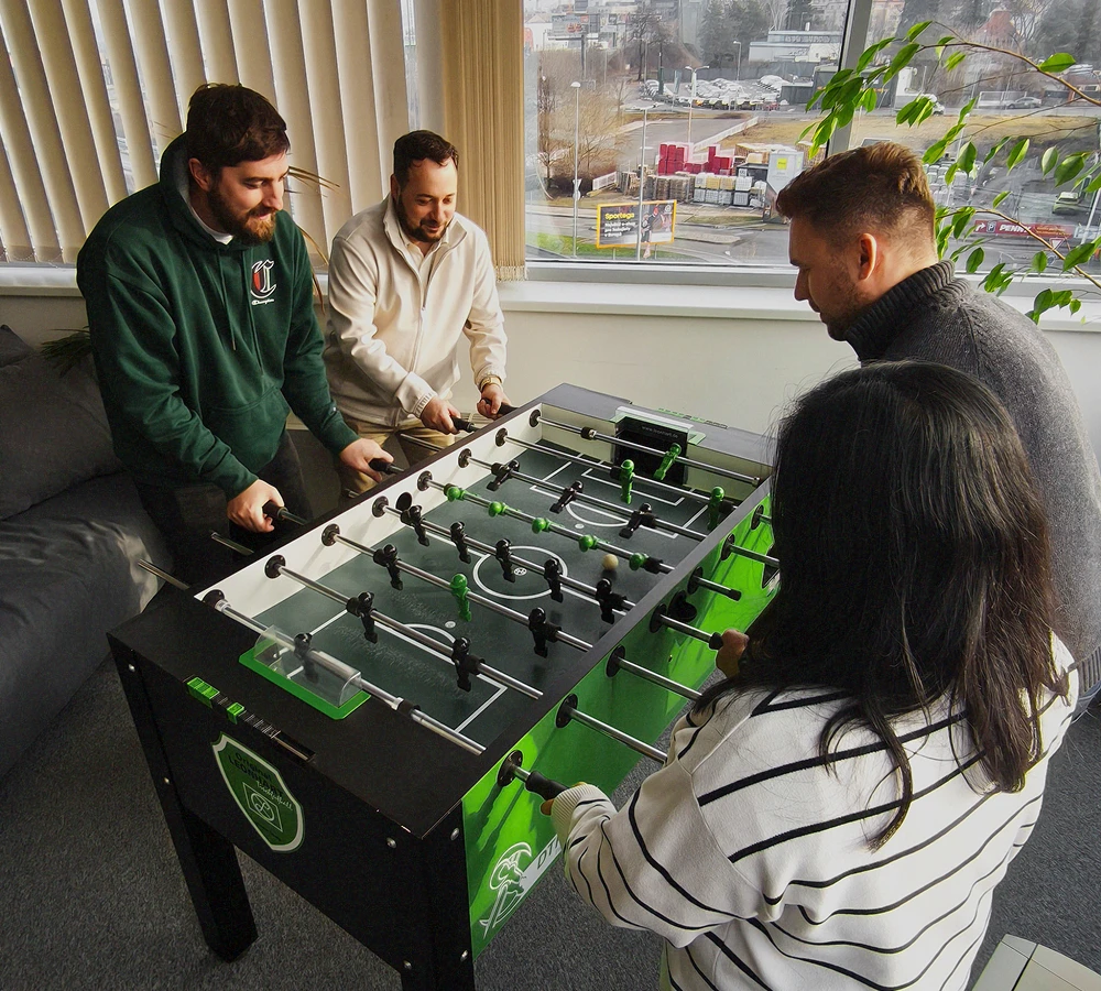 design/carousel/designteam1