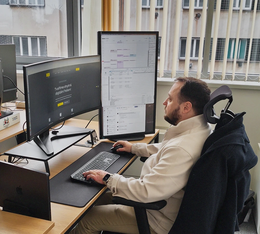 design/carousel/designteam1